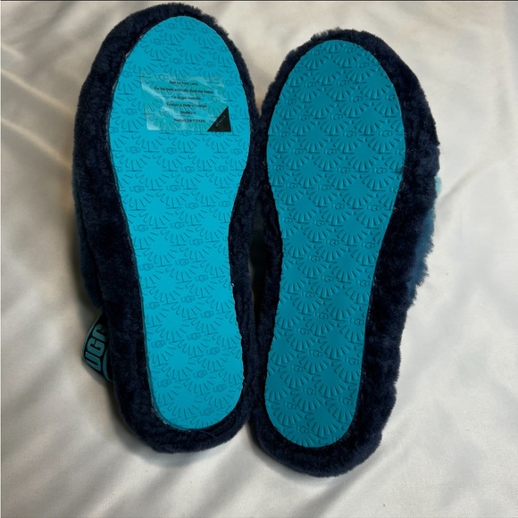 Ugg Fluff Yeah Slides - Picture 9 of 11